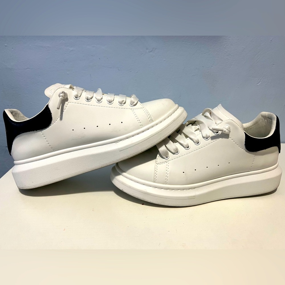 Alexander Mcqueen Sneaker